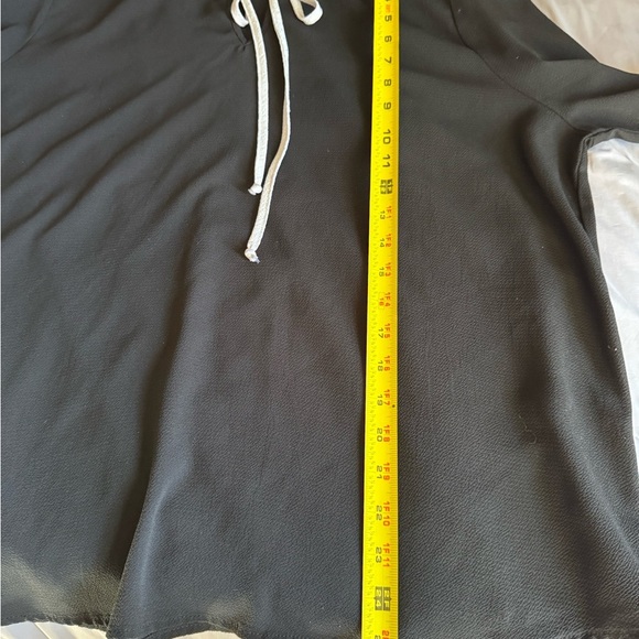 Plus size long sleeve tie neck blouse size 3 xl - Picture 5 of 7